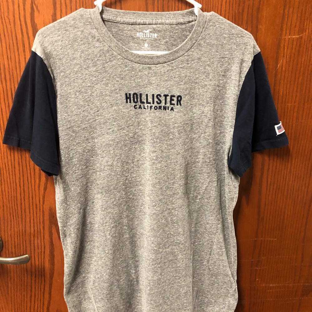 Hollister T-shirt